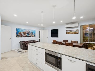 3 / 243 Labouchere Road, Como