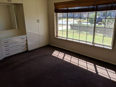 9 Laughton Street, Dubbo
