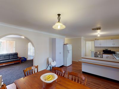 9 Gregory Court, Dubbo