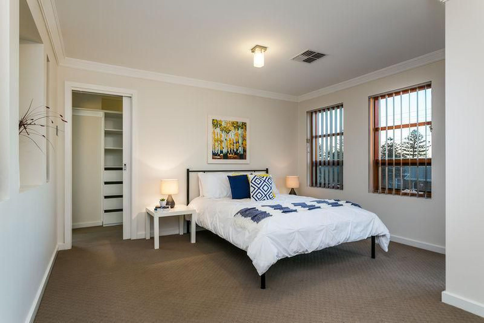 14 Seventh Avenue, Ascot Park