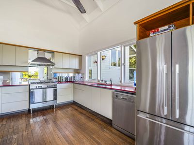 1 Tongarra Drive, Ocean Shores