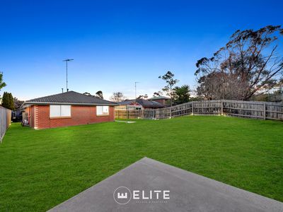 32 Osborn Grove, Pakenham