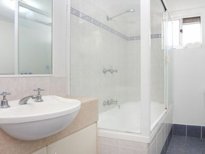 48 / 484-488 Marine Parade, Biggera Waters