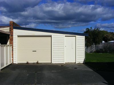 2 Cimitiere Street, George Town