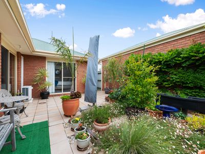 1 / 133 Desailly Street, Sale