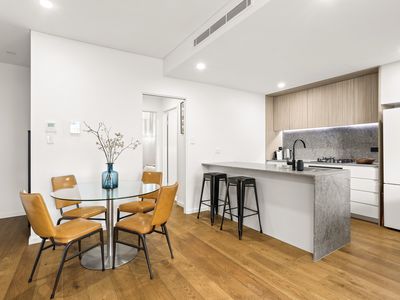 2 / 1368 Botany Road, Botany