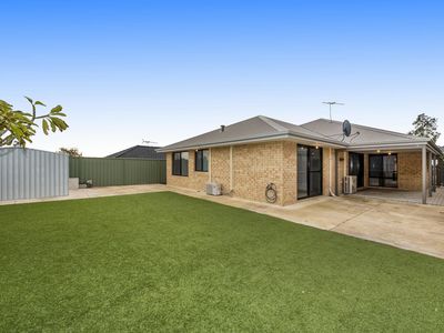 9 Explorers Crescent, Baldivis