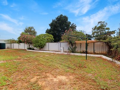 105 Oak Crescent, Narromine