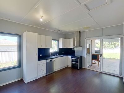 2 / 4 Gloucester Avenue, Dubbo