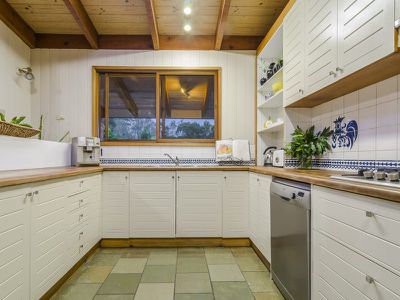 42 Whitecliffs Road, Rye
