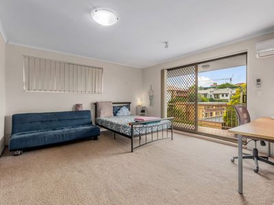 1-1 / 61 Depper Street, St Lucia