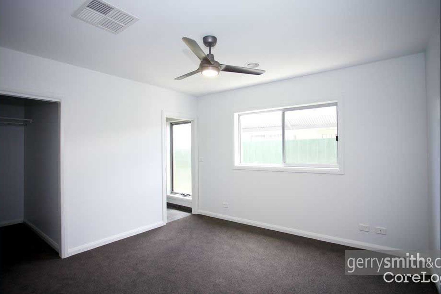 27 Williams Road, Horsham