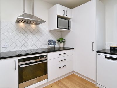 25 Dunstan Crescent, Hornby