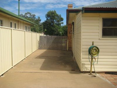 28 North Street, Dubbo