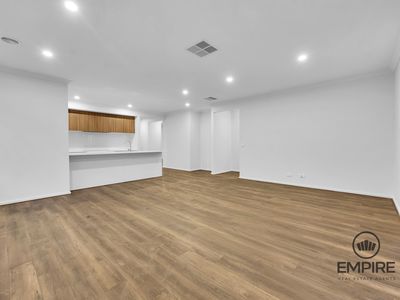 52 Grevillea Circuit, Clyde