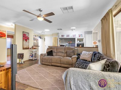 50 Explorer Drive, Thornlie