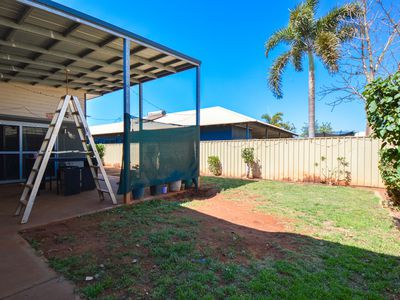 27 Minderoo Avenue, South Hedland