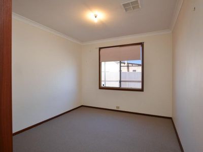 10 Dorothea Street, South Kalgoorlie