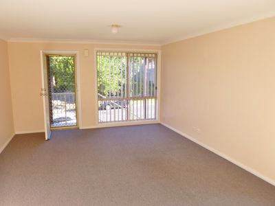 1 / 100 Glider Avenue, Blackbutt