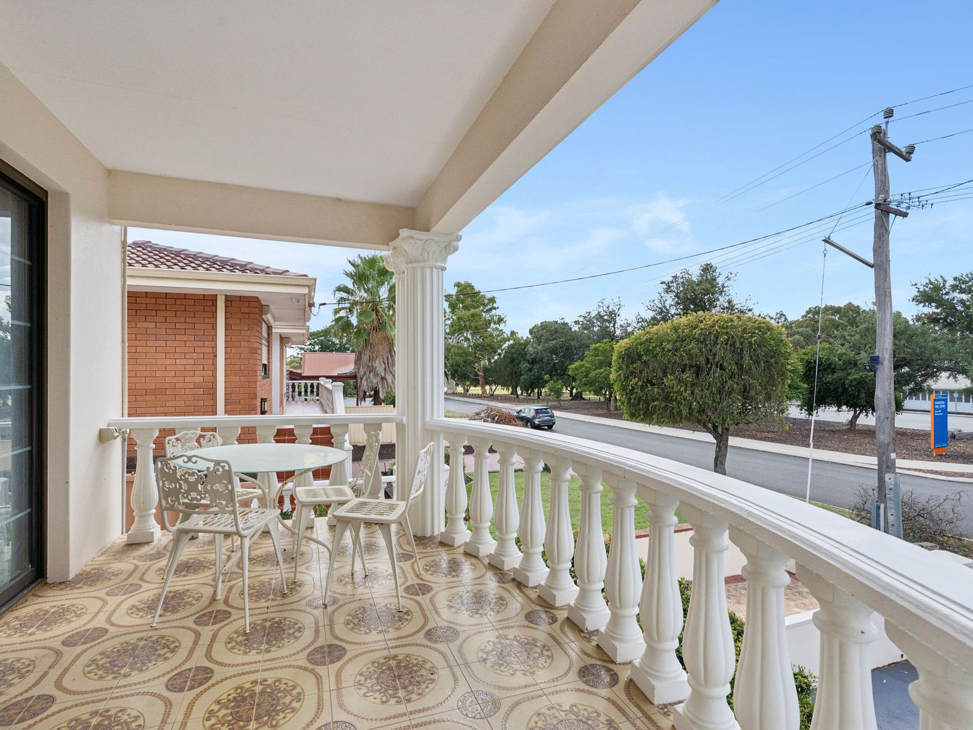 15 Glenbrook Road, Thornlie