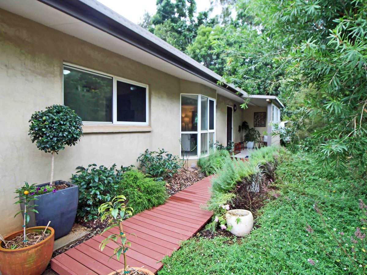 31 PUTT STREET, Atherton