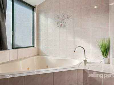 2 St Laurent Mews, Port Kennedy