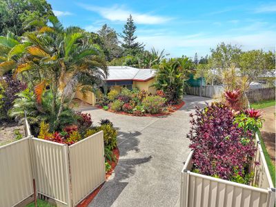 2 Bounty Close, Bentley Park