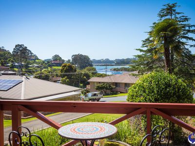 3 Inlet Place, North Narooma