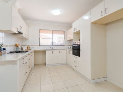 9 / 99-101 Alexander Drive, Dianella
