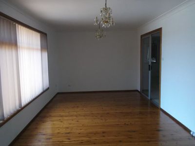 4 Winter Avenue, Mount Warrigal