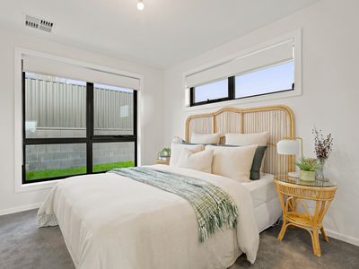 1 / 5 Thorne Avenue, Legana