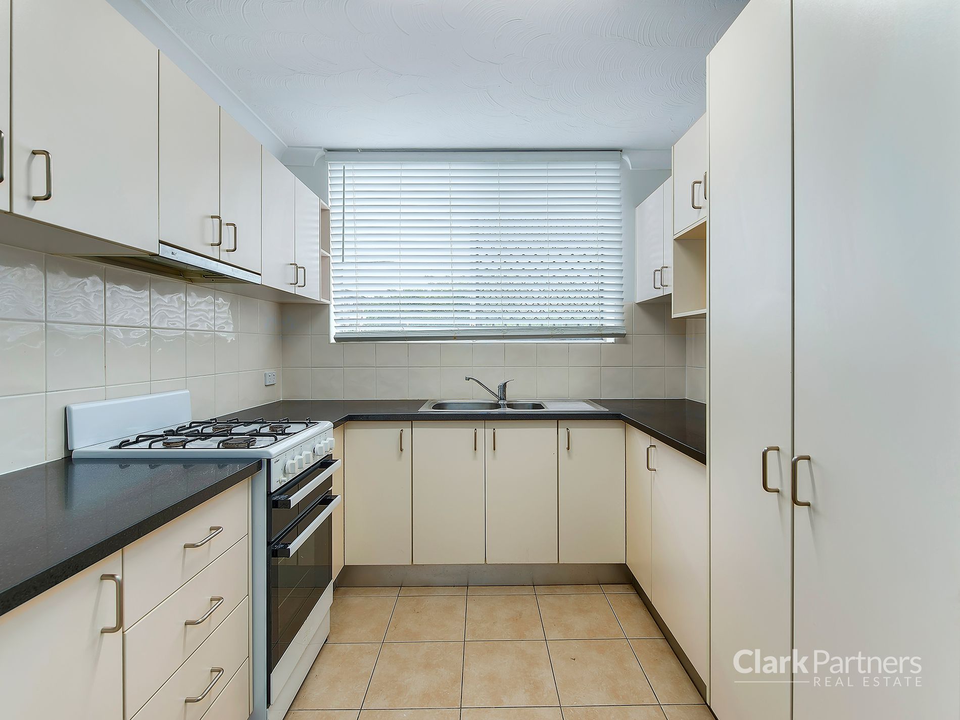 1/30 View Street, Chermside