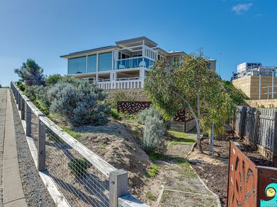 8 Knoll Rise, Yanchep