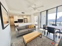 704 / 10 Trinity Street , Fortitude Valley