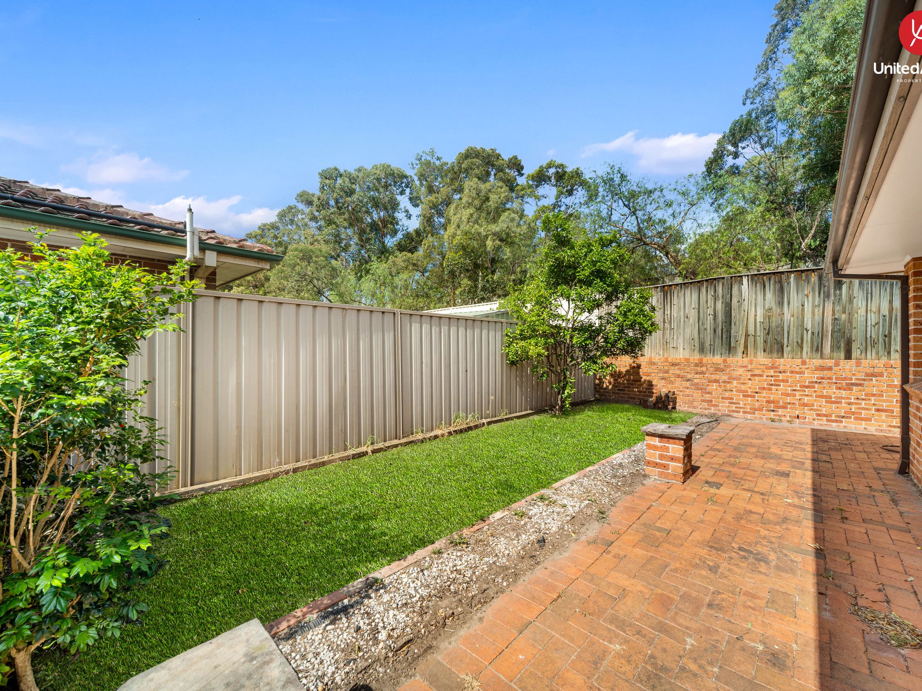 85 EDINBURGH CIRCUIT, Cecil Hills