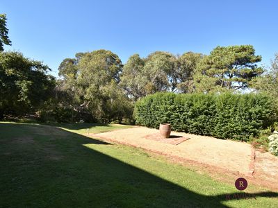 40 ELGIN ROAD, Beechworth