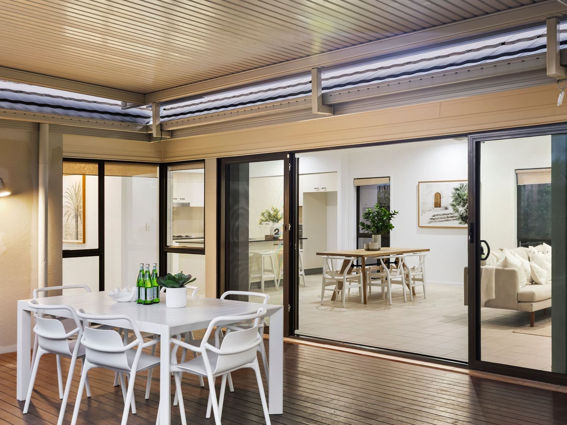 15 Hawksbury Crescent, Wakerley