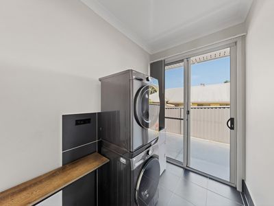 22 Ruwa Drive , Glass House Mountains