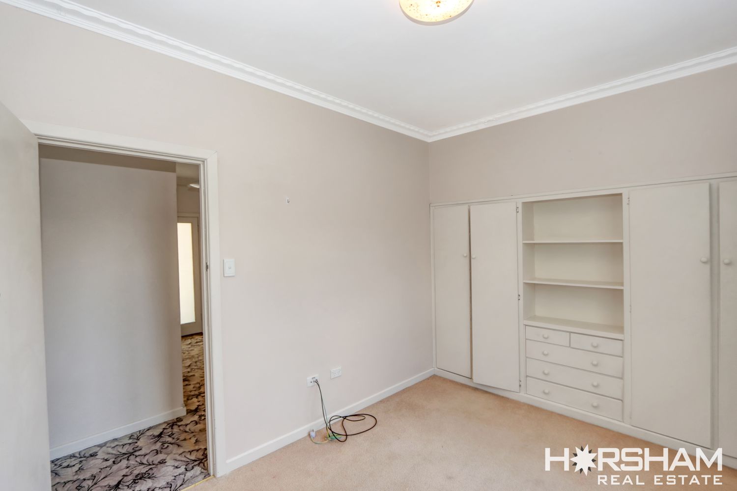 36 Bennett Road, Horsham