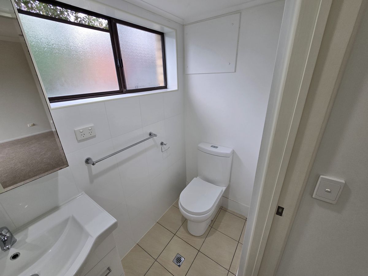 3 / 4 Sheehan Street, Milton