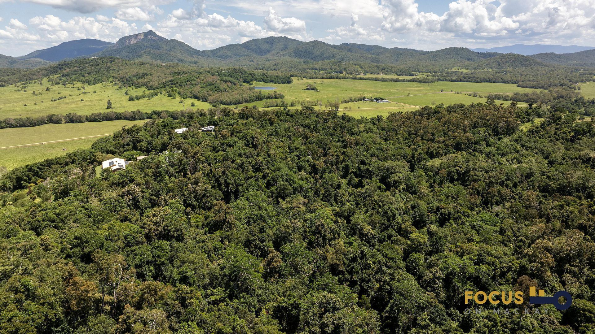 514 Dunwoody Road, Ball Bay