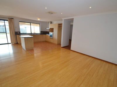 4 Alder Way, Thornlie