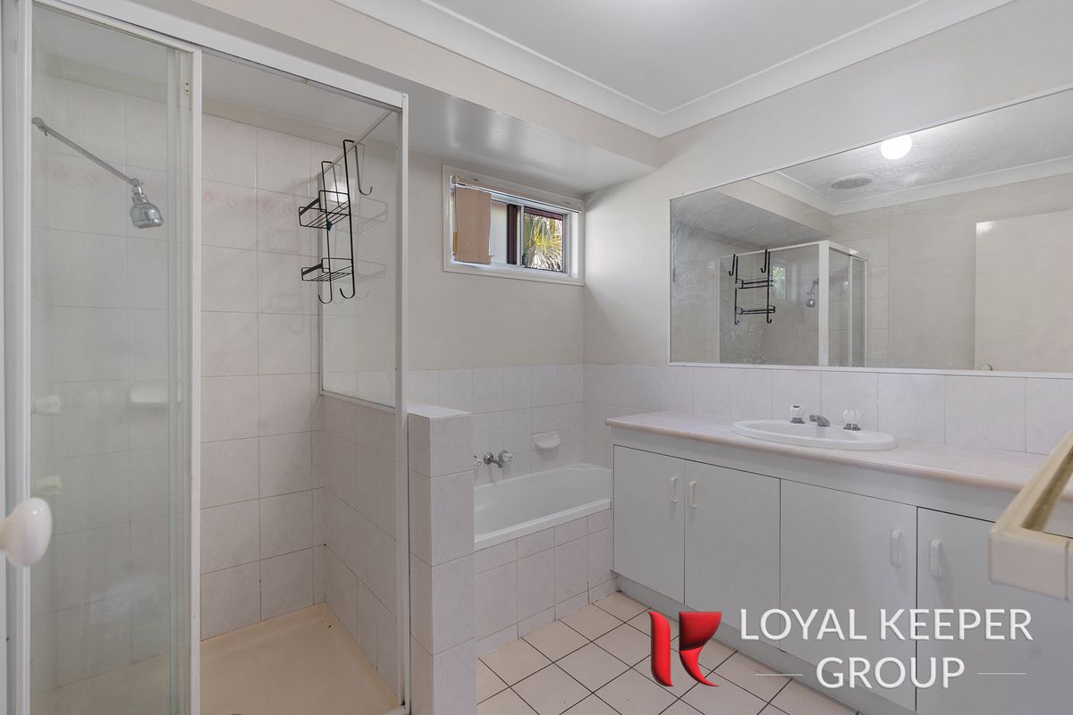 20 / 122 Johnson, Hillcrest