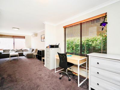 4 / 54 Calais Road, Scarborough