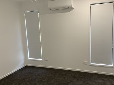 25 Eiger Street, Holmview