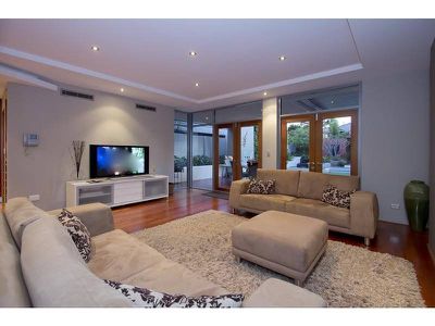 70 Stoneham Road, Attadale