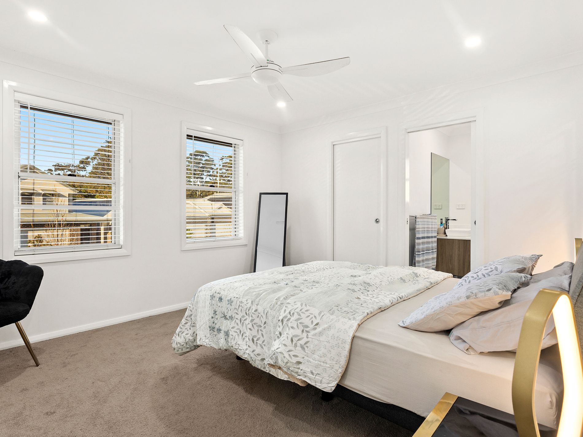 4 Nimmitabel Street, Tullimbar