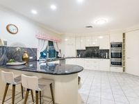 1 Nowingi Close, Eight Mile Plains