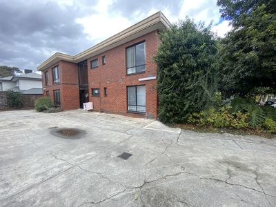 4 / 7 Hatfield Court, West Footscray