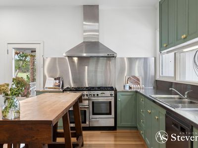 805 Tooborac-Baynton Road, Tooborac